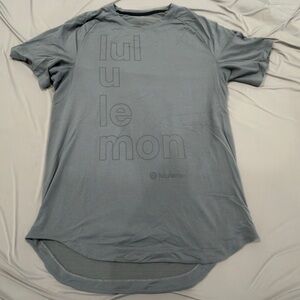 lululemon athletica Gray Short Sleeve Tee license to train